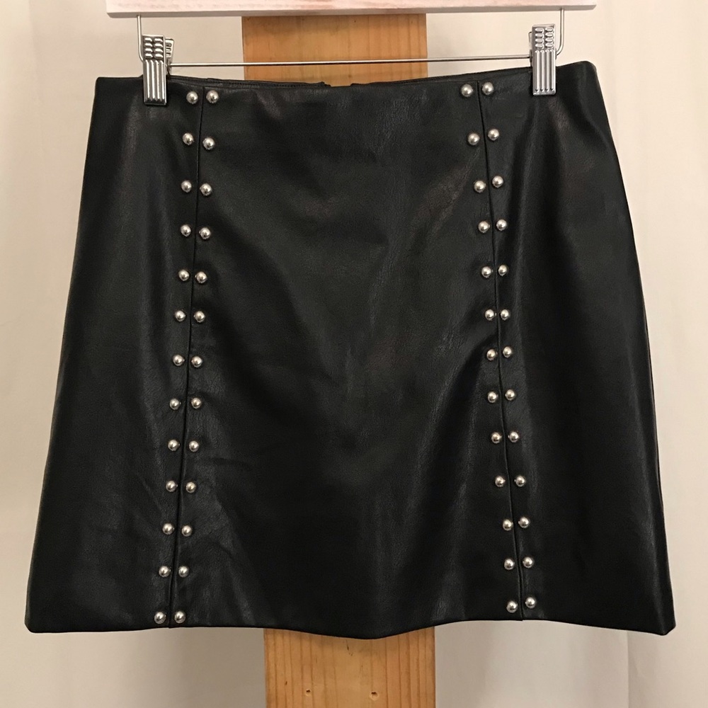black leather skirt